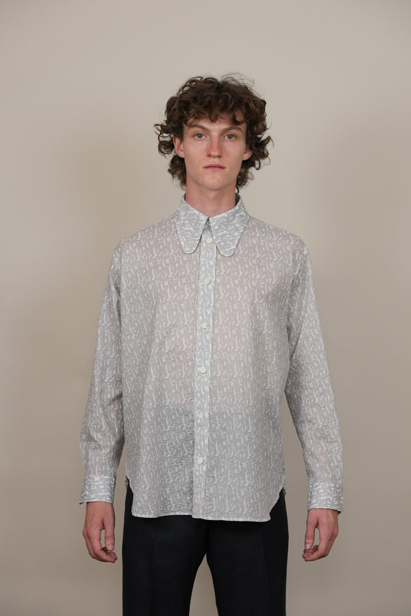 DOG-EAR COLLAR SHIRT print light grey / black