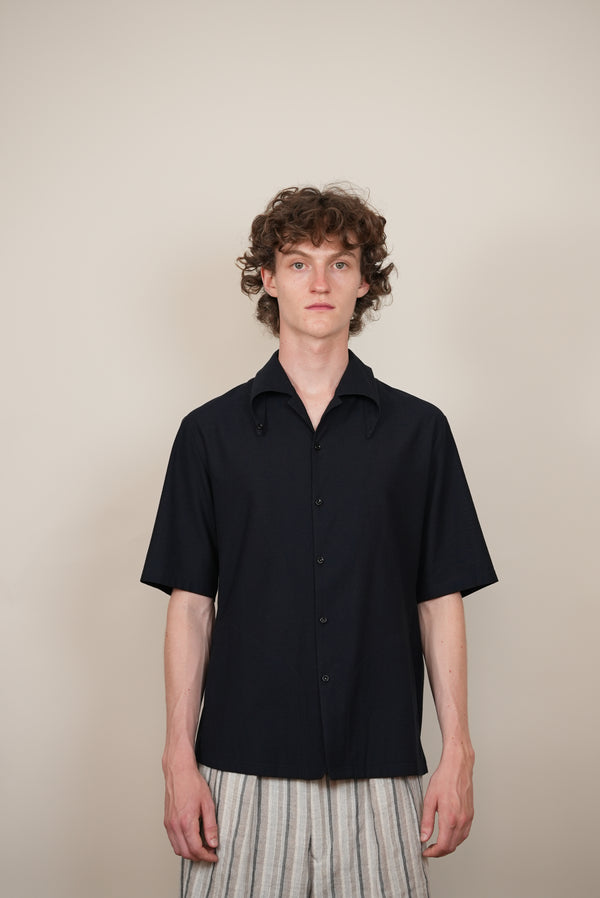 HALF SLEEVE KNIT SHIRT