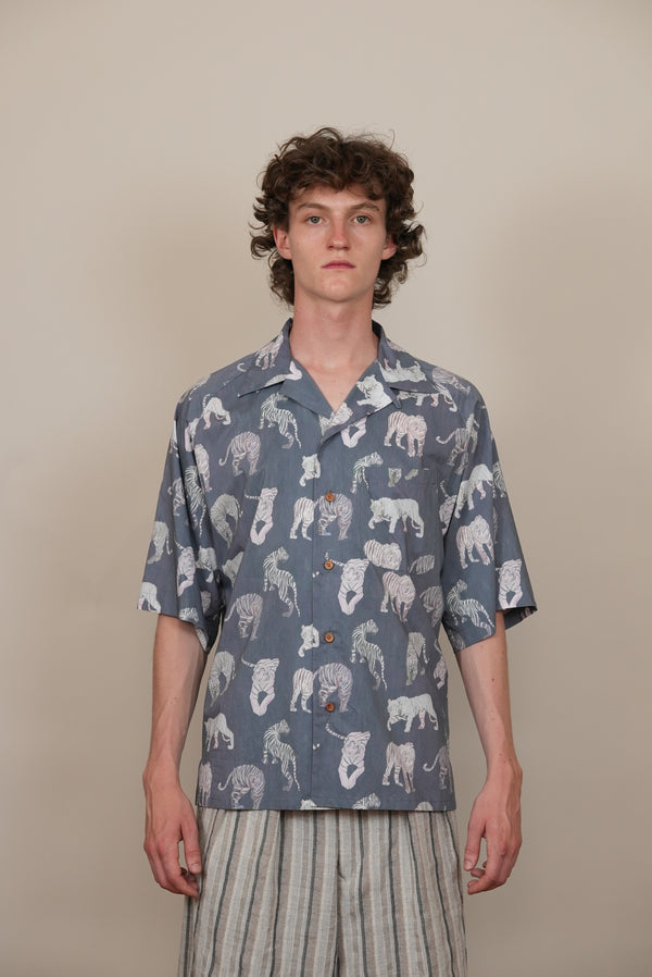 RAGLAN-SLEEVE ALOHA SHIRT tiger print