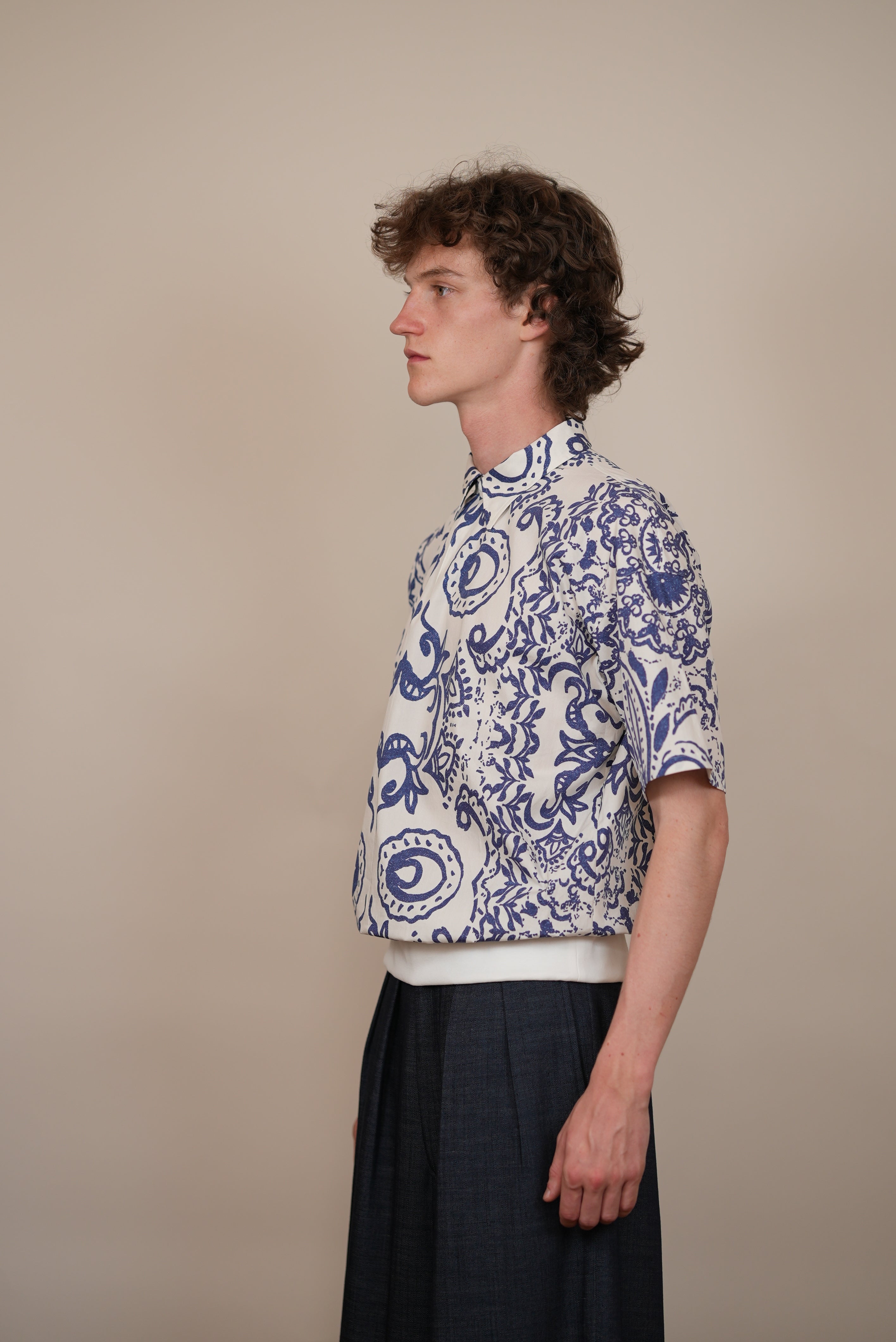 RIBBED HEM PULLOVER white x blue print