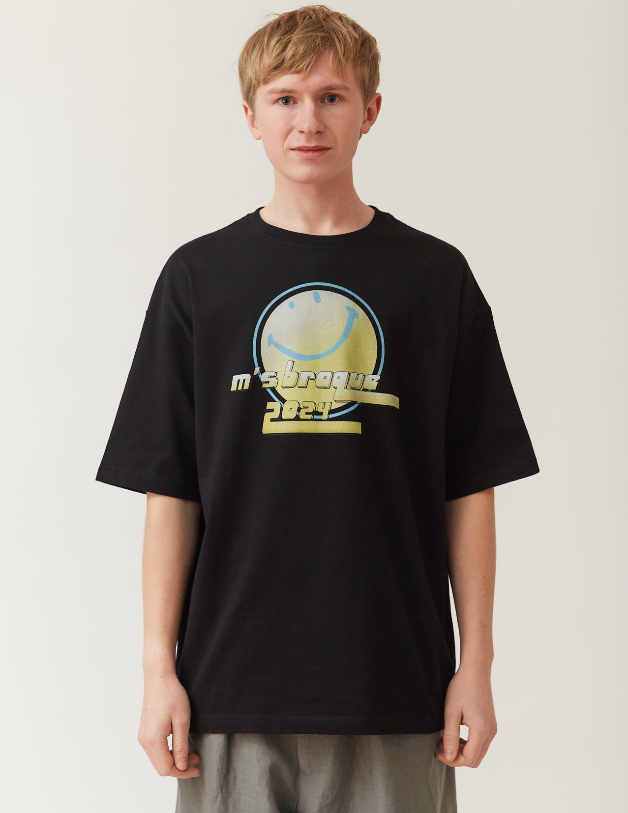 HALF-SLEEVE OVERSIZED T-SHIRT smile sun