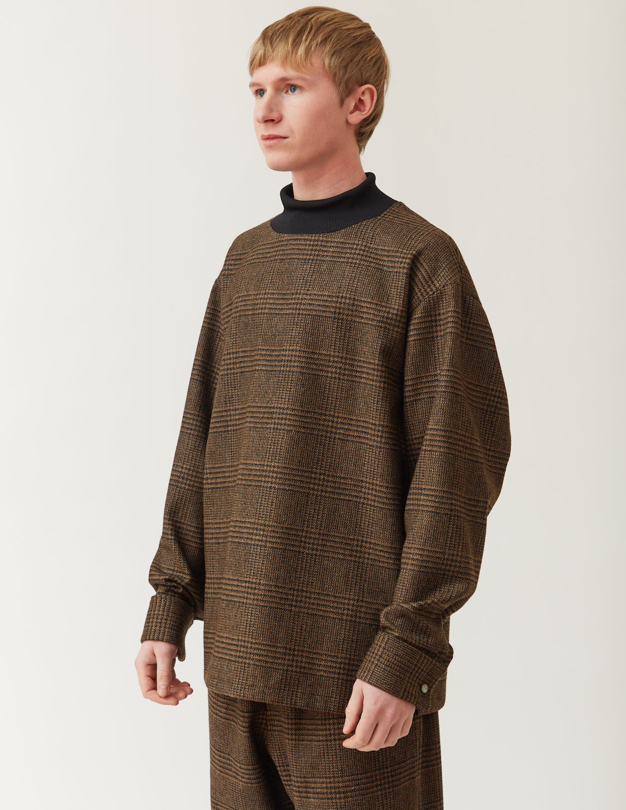 French-Cuffs Pullover -brown glen plaid-