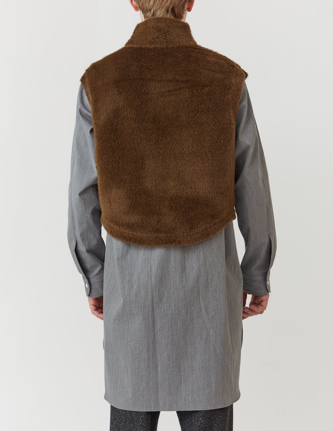 TAPED-SIDE SHORT LENGTH PULLOVER GILET khaki green