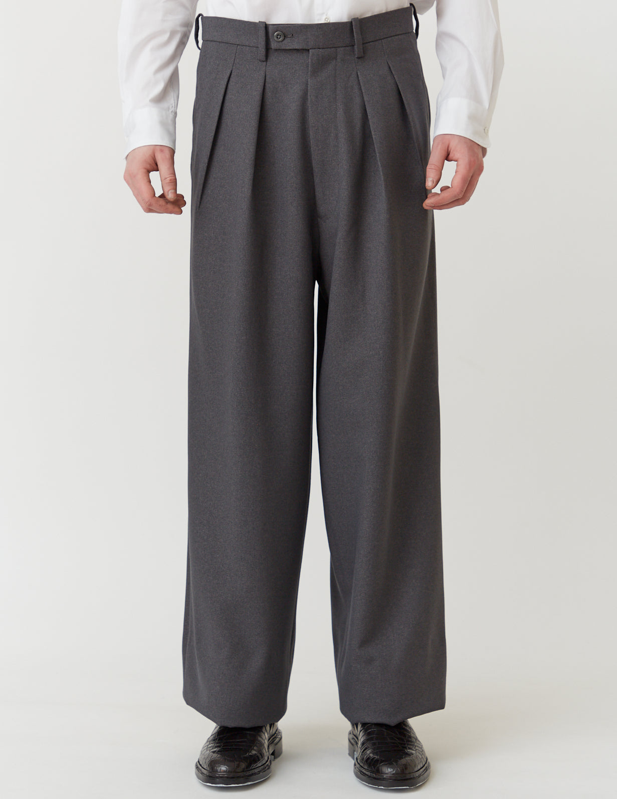 TUCKED WIDE PANTS georgette