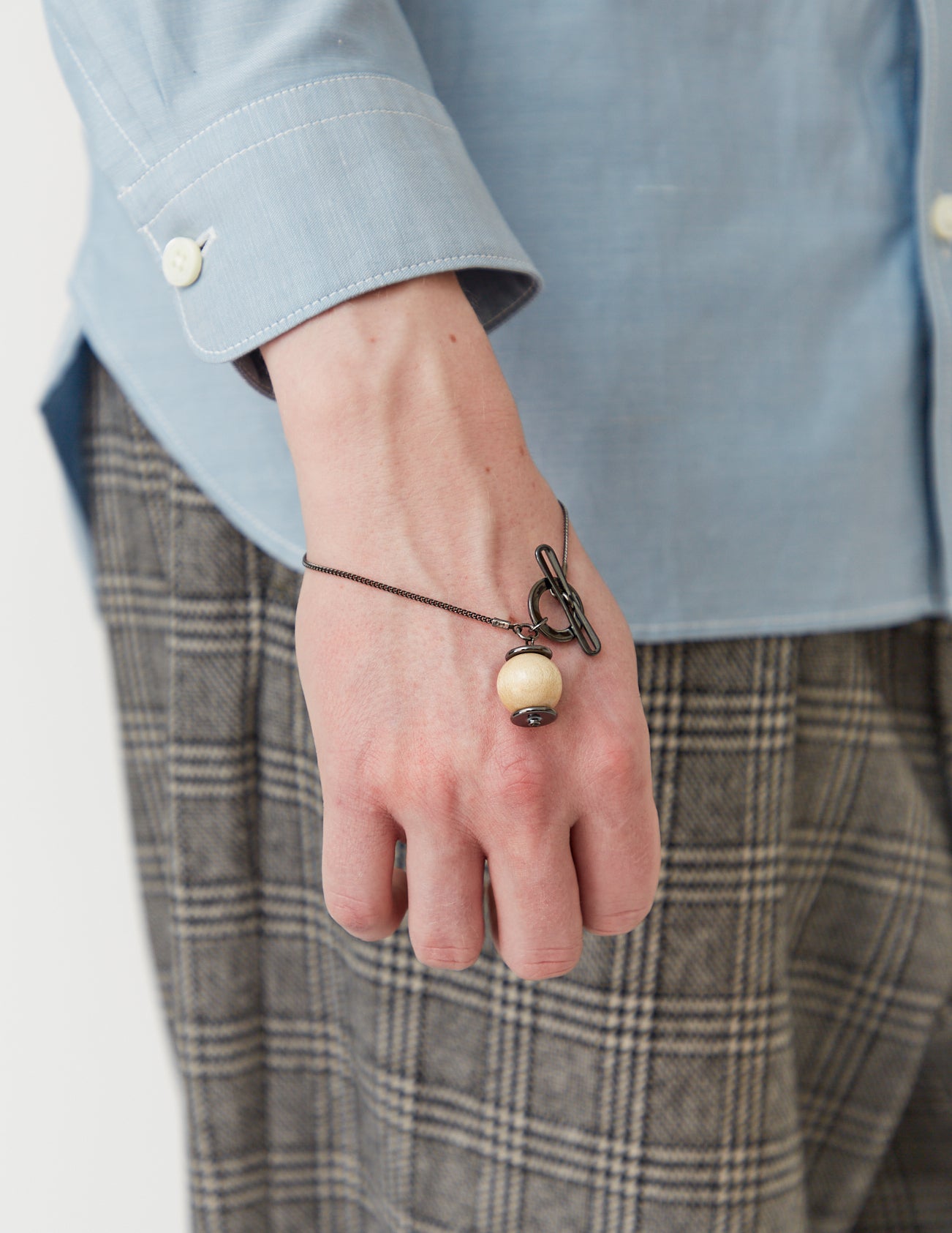 LAPEL CAHIN BRACELET