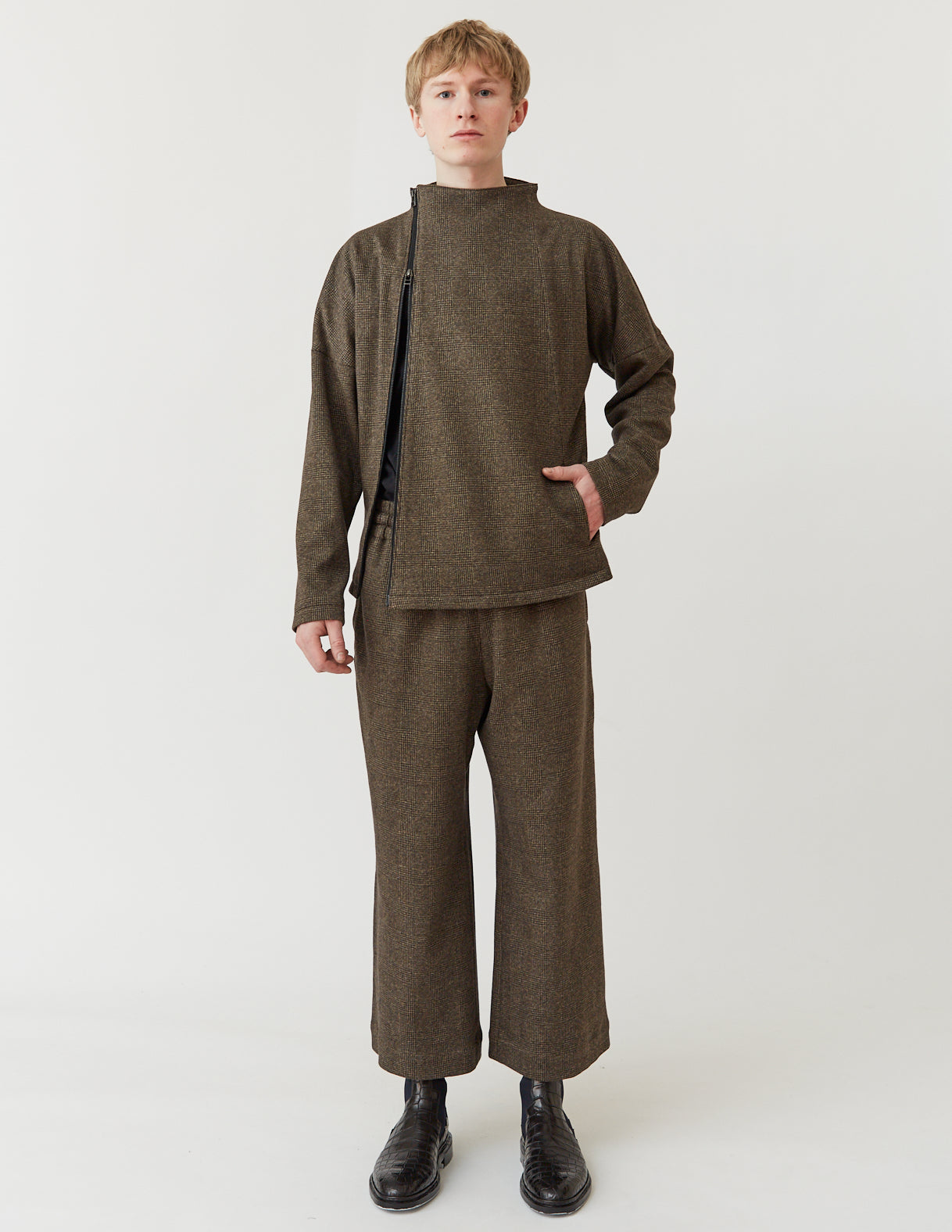 Asymmetry Zip Cardigan brown glen plaid