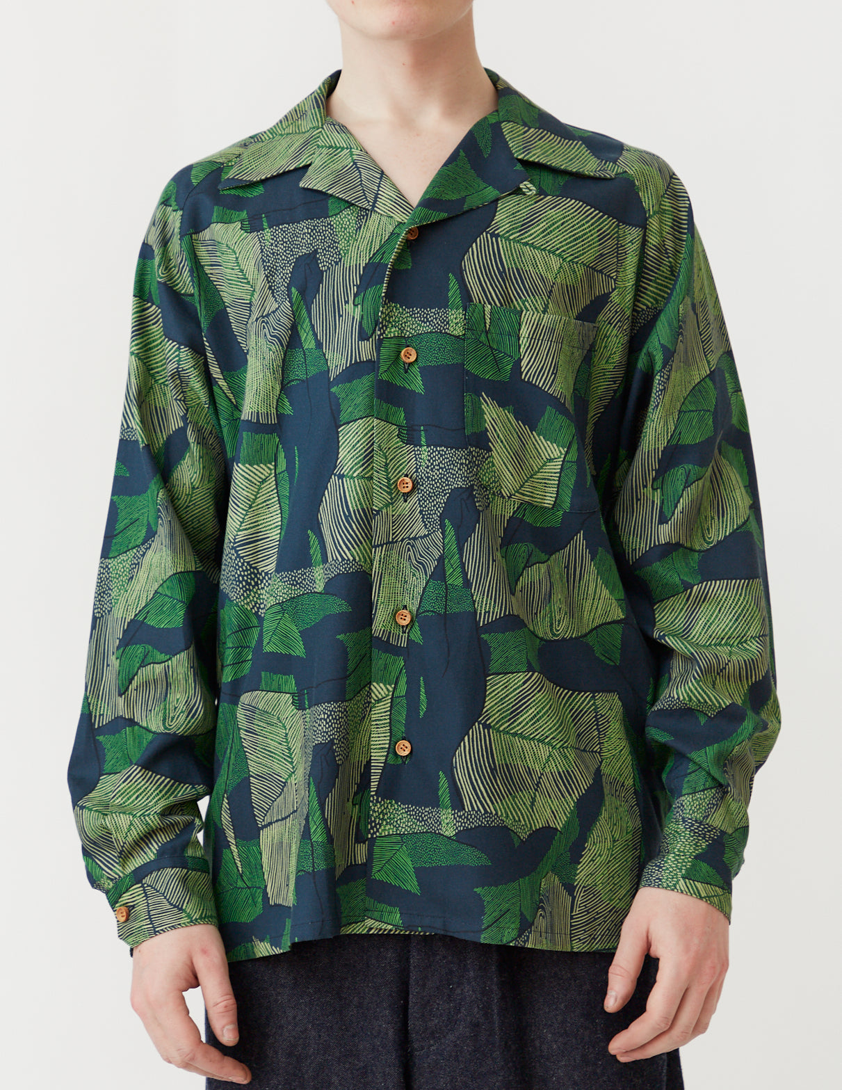 PRINT RAGLAN LONG SLEEVE SHIRT green abstract art touch