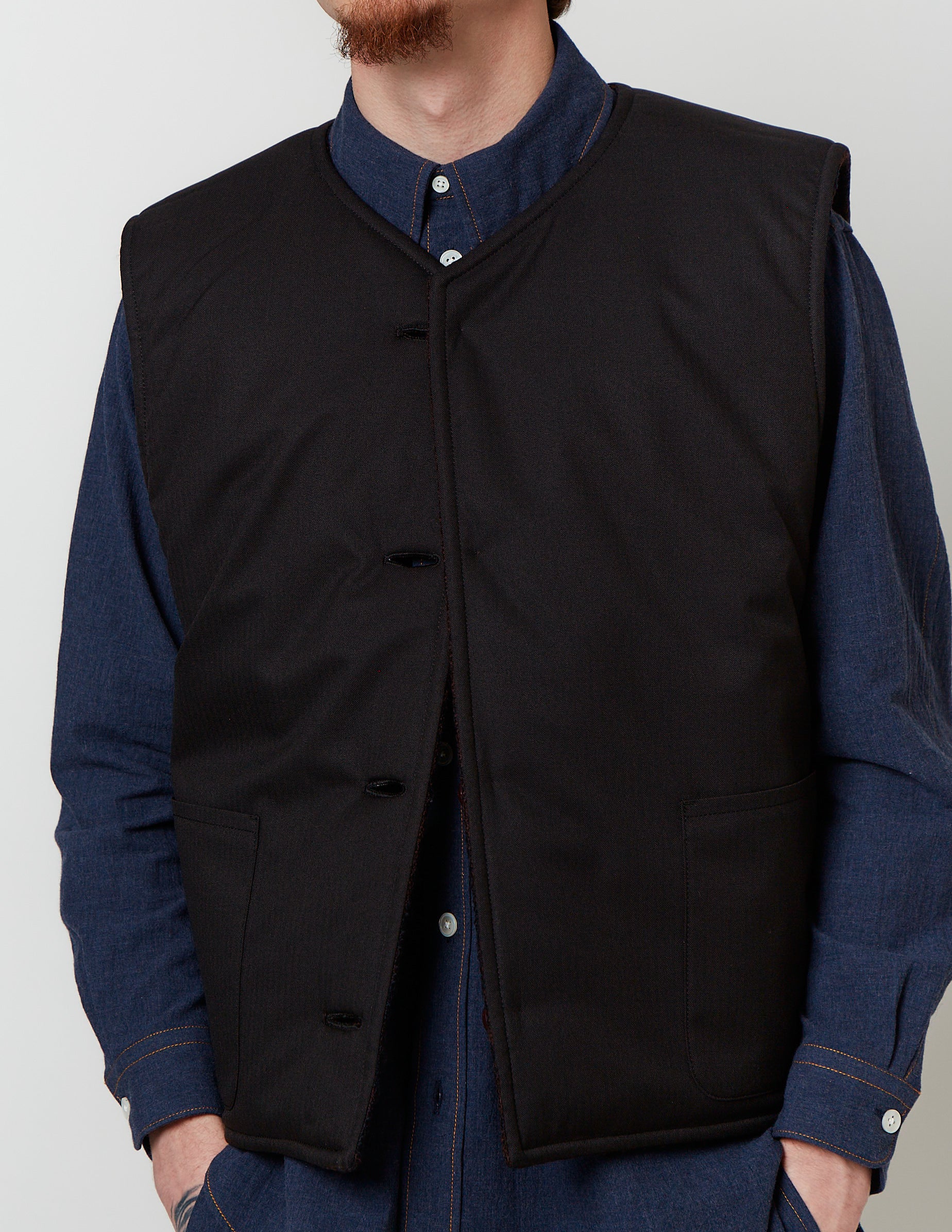 Padded No-Seam Shoulder Gilet navy x bordeaux