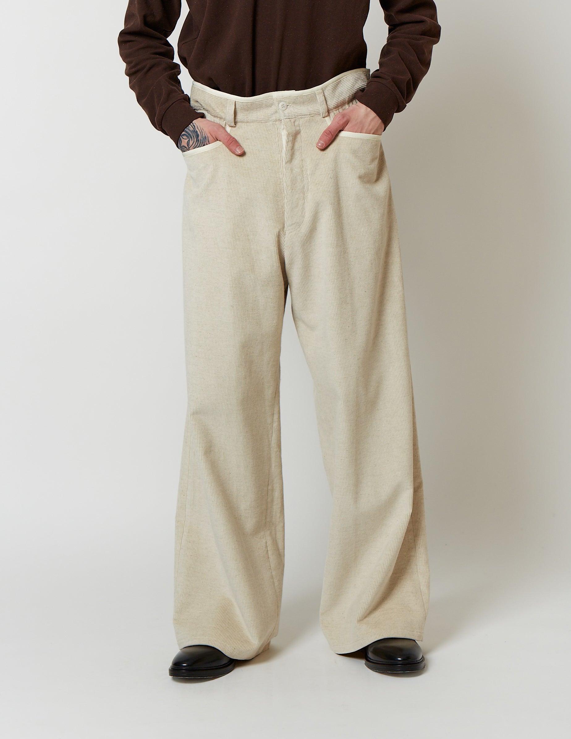 NO-TUCK ELASTCI WAIST PANTS off white/black