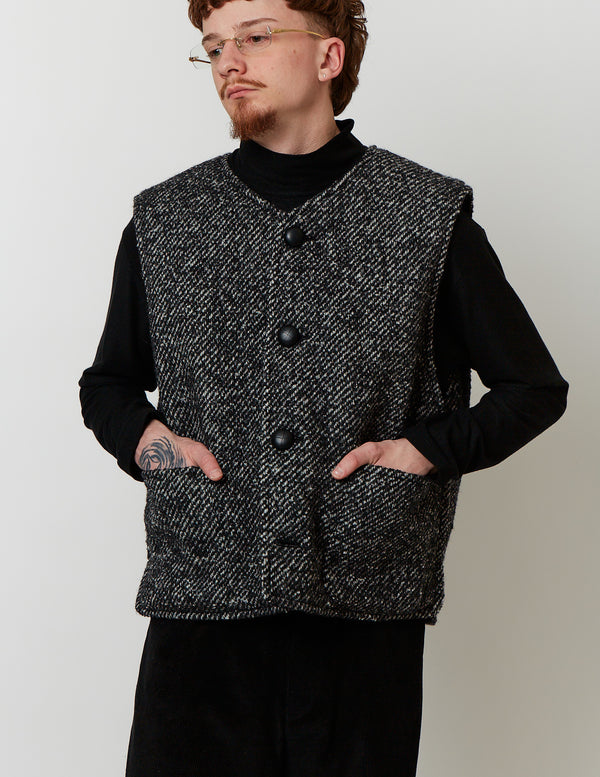 Padded No-Seam Shoulder Gilet black x white