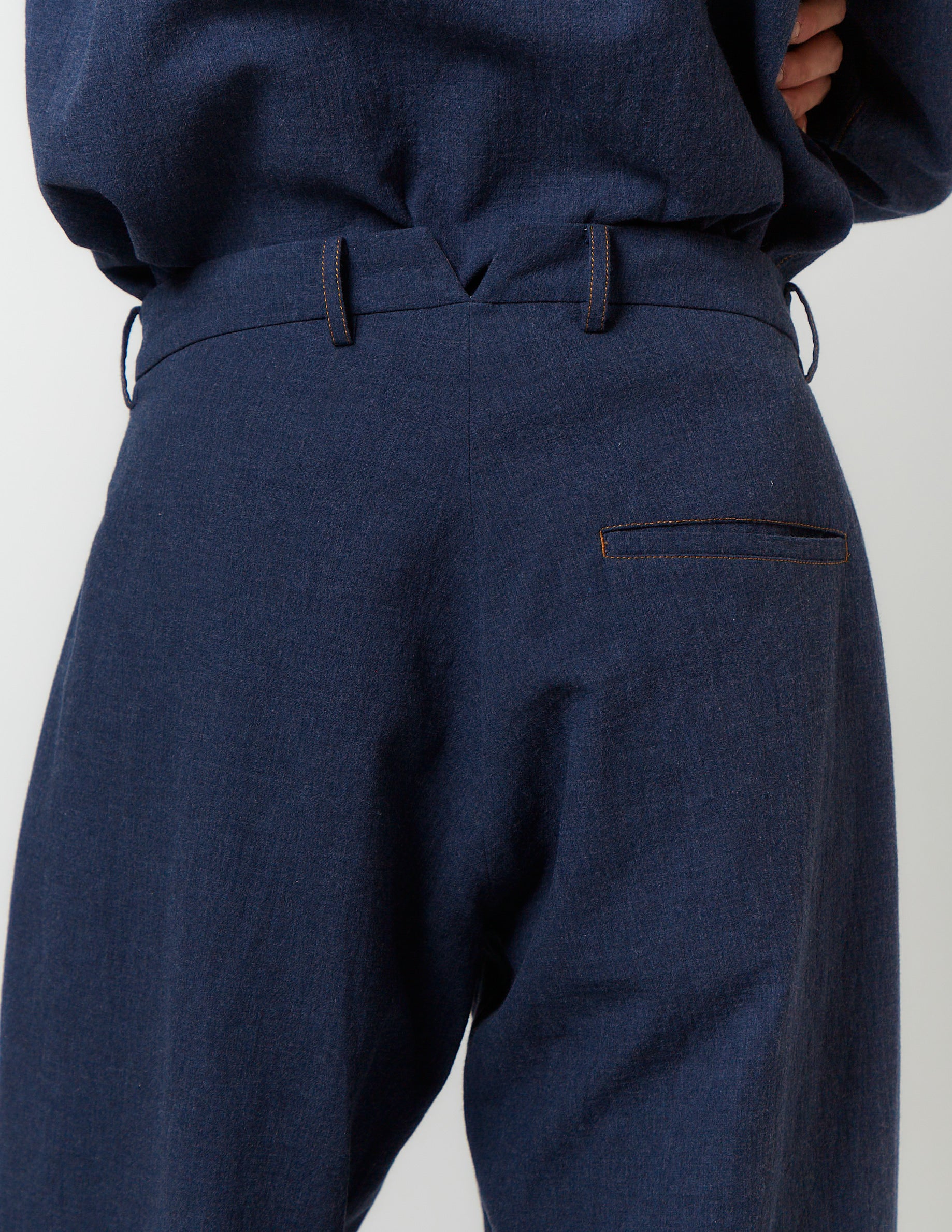 SIDE TUCKED BALOON PANTS navy