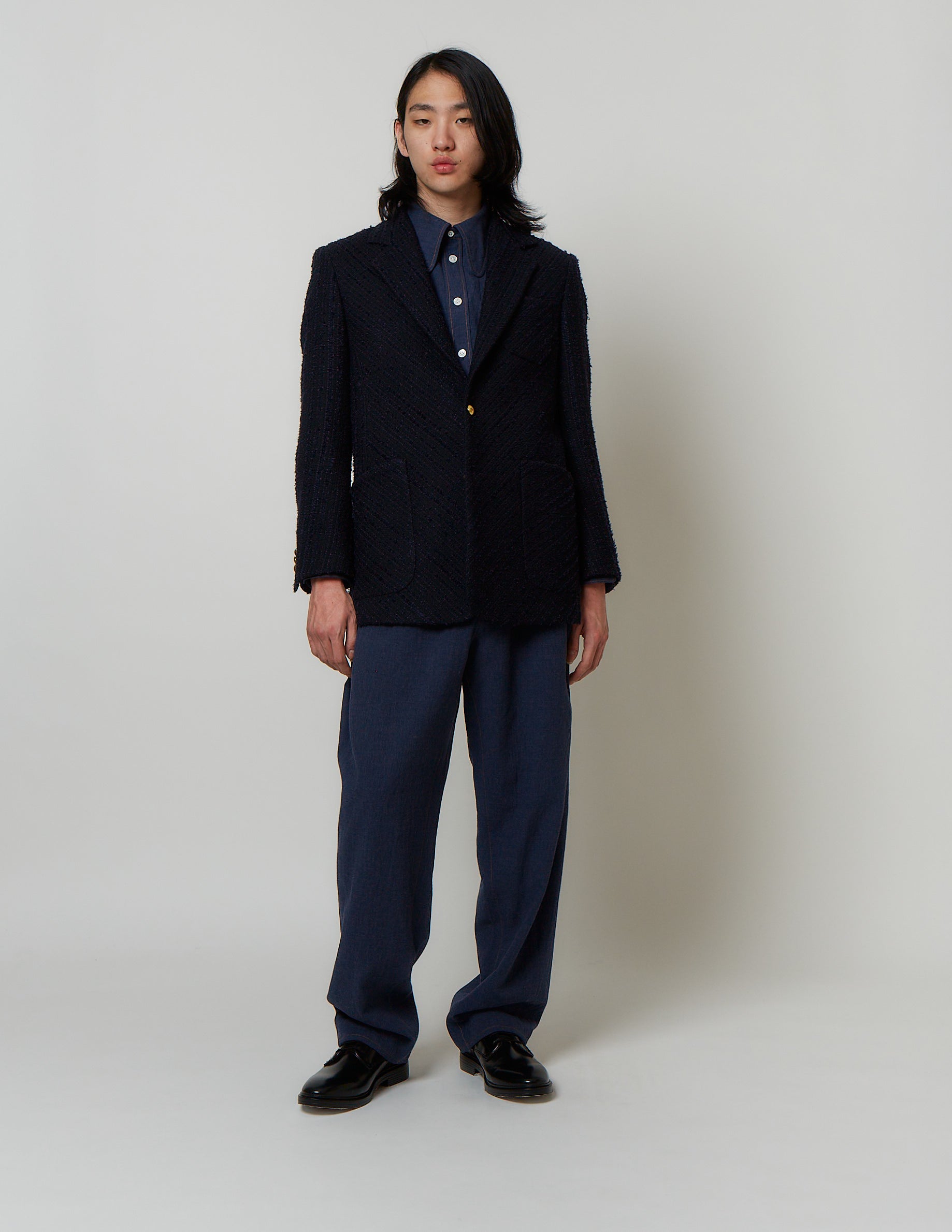 No-Seam-Shoulder / Multi-Panel-Back Navy Blazer