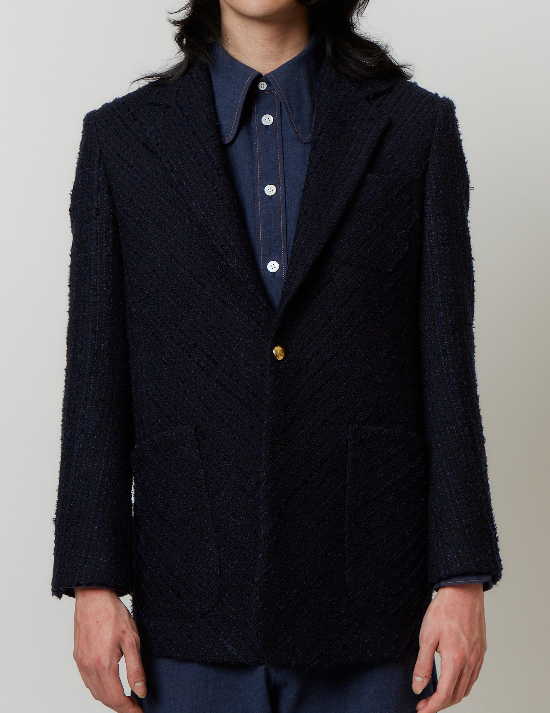 No-Seam-Shoulder / Multi-Panel-Back Navy Blazer