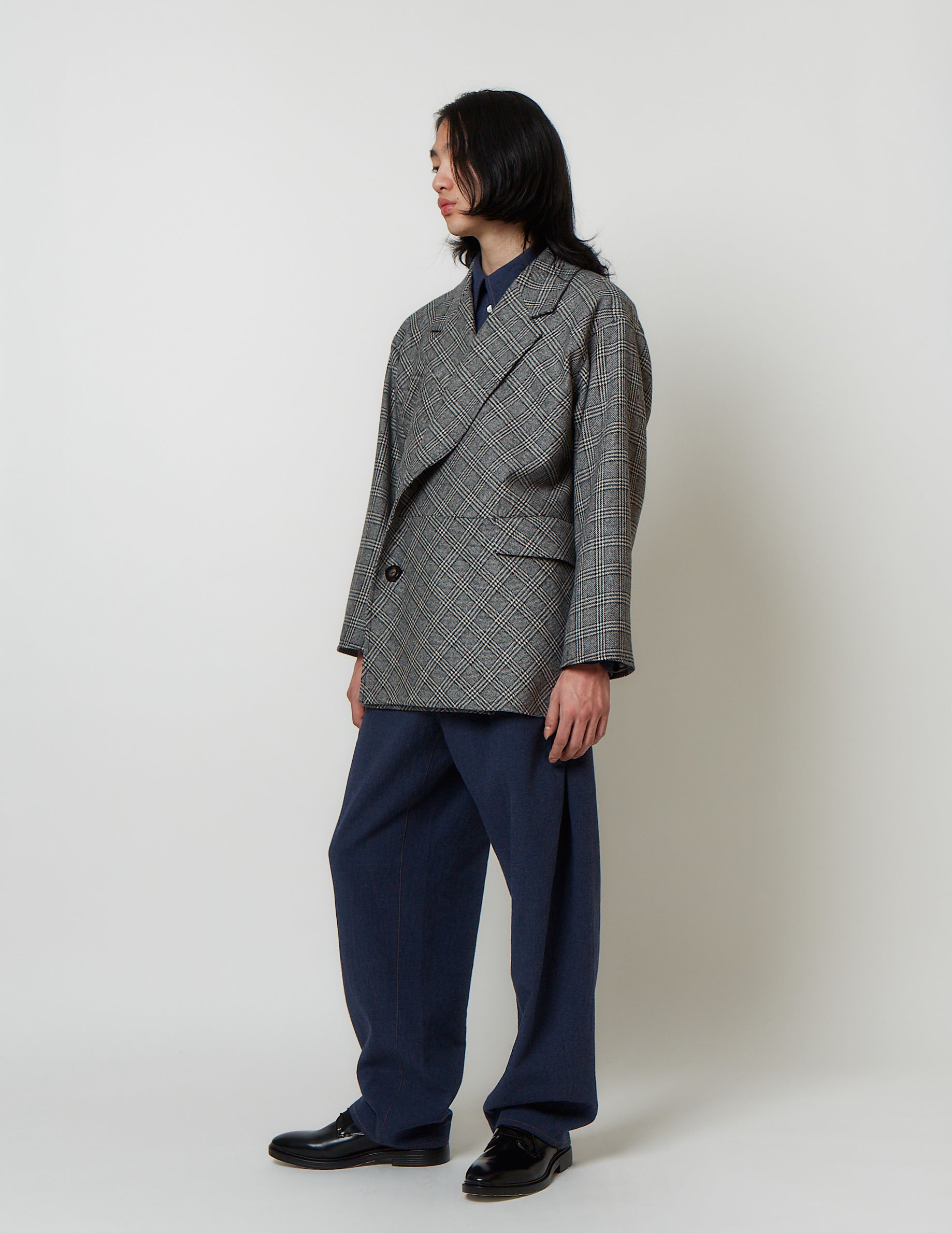 No-Seam Shoulder / Bias Front Coat