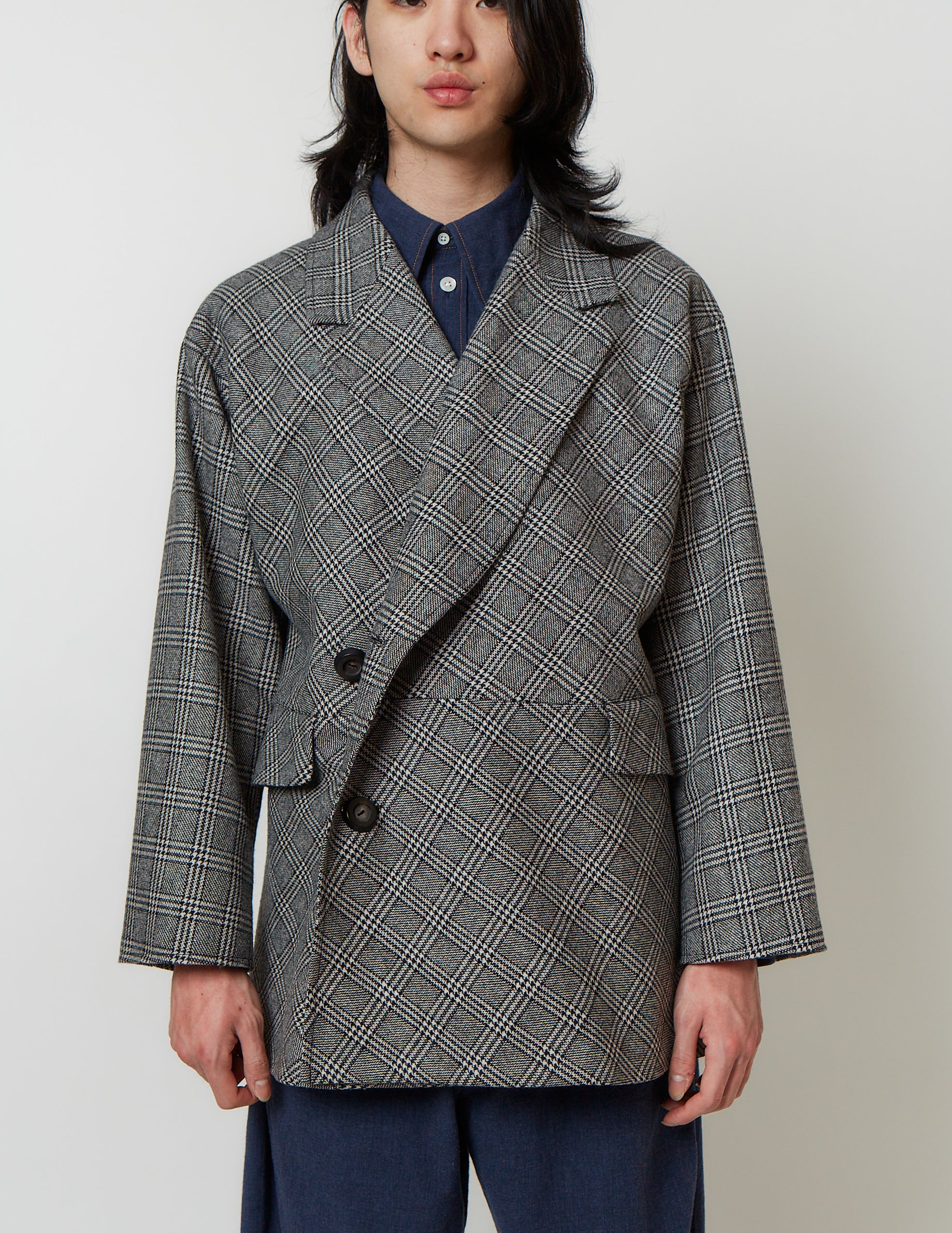 No-Seam Shoulder / Bias Front Coat