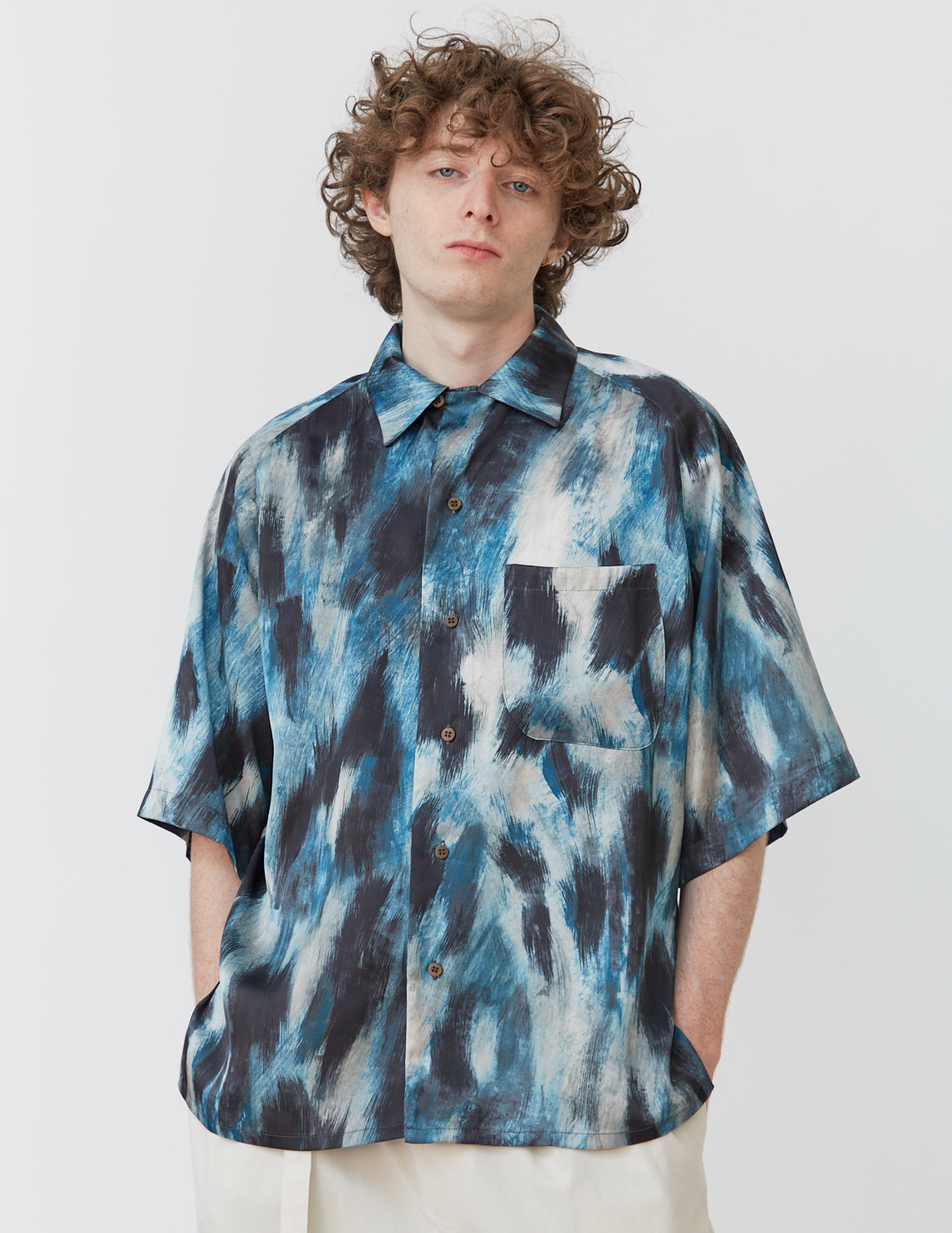 RAGLAN-SLEEVE ALOHA SHIRT bleu leopard