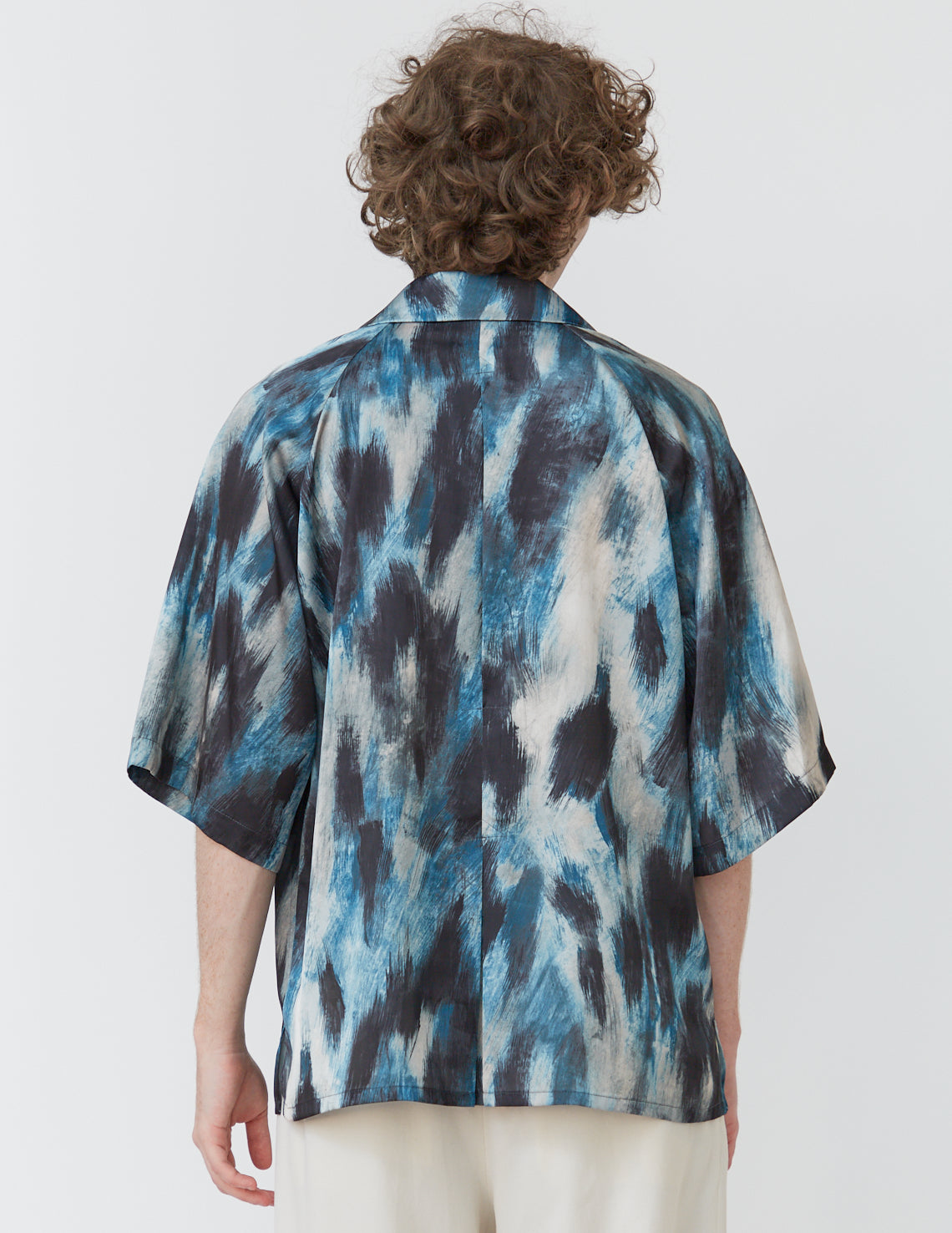 RAGLAN-SLEEVE ALOHA SHIRT bleu leopard