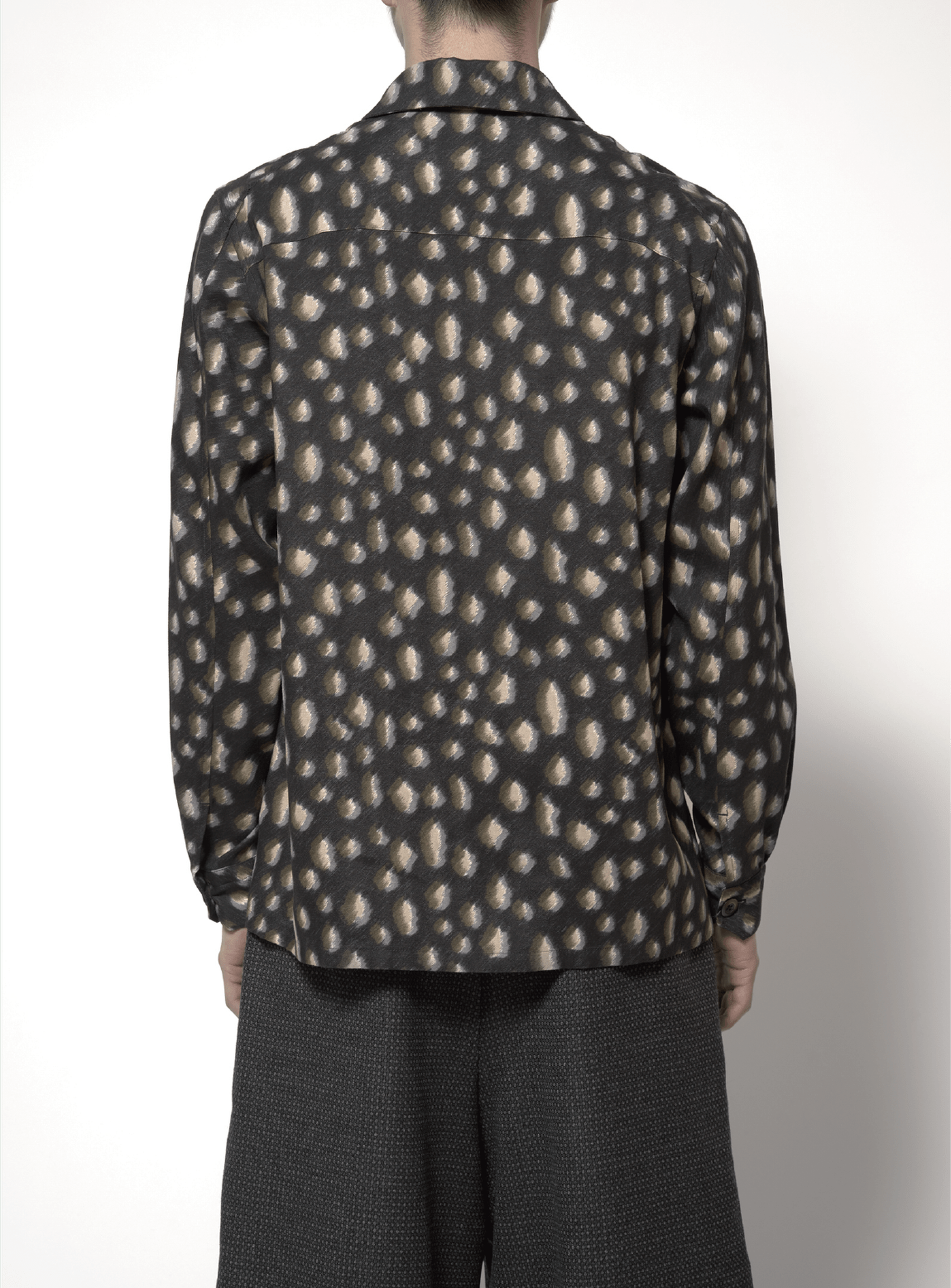 No Side Seam Open Collar Shirt black x green/grey leopard motif