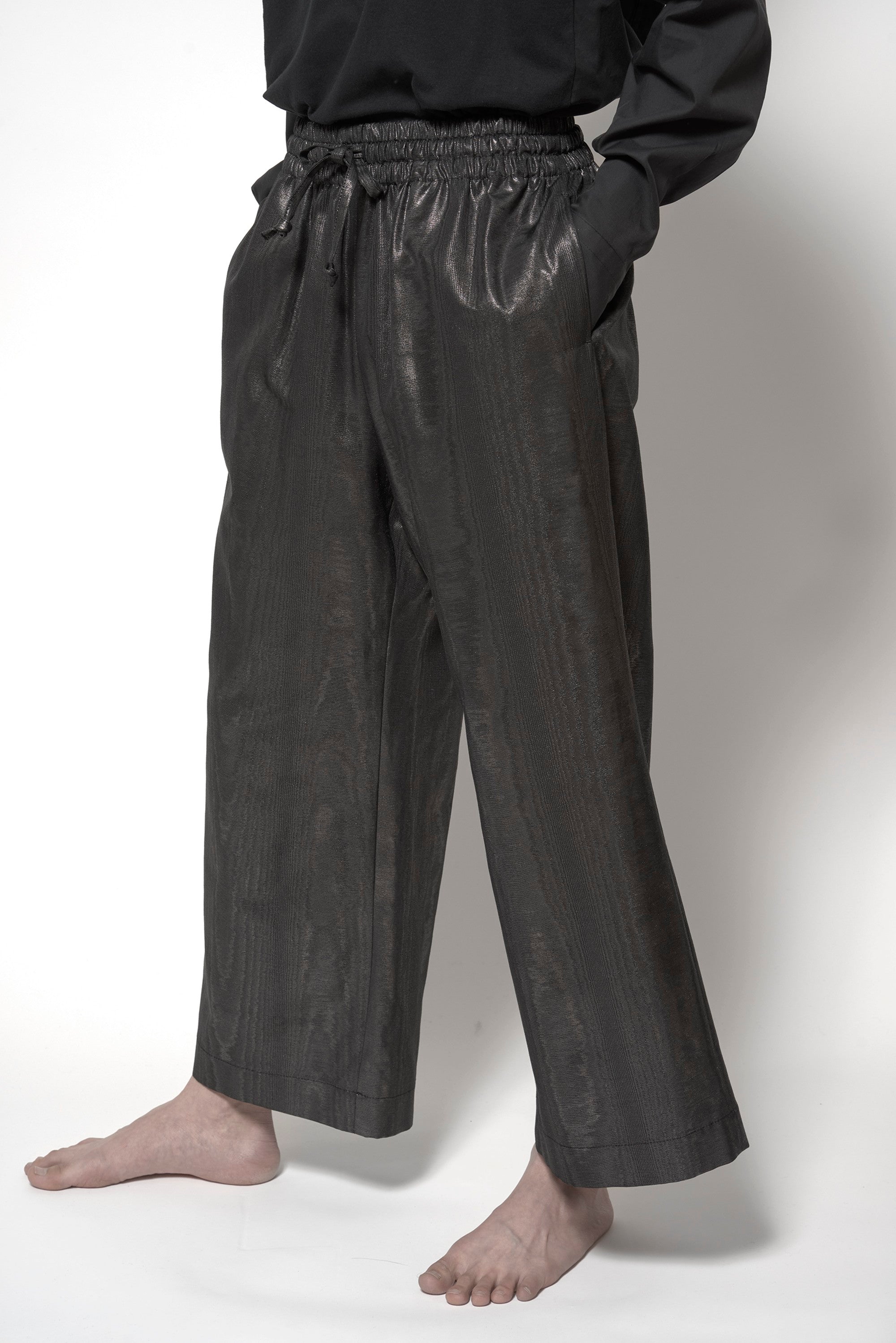 Drawstring pants black moire